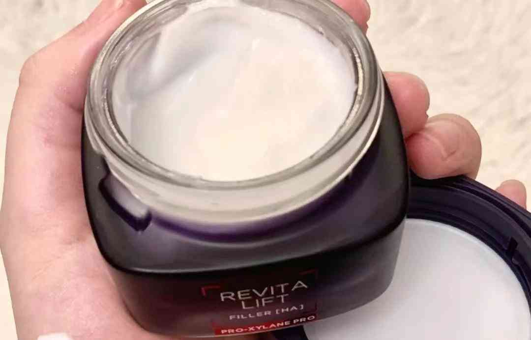 啥牌子化妆品最好(啥牌子化妆品最好最安全)插图3