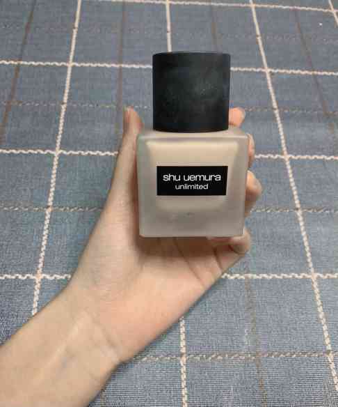 痘痘肌肤化妆品好(中班美术夜晚的房子真美丽)插图1