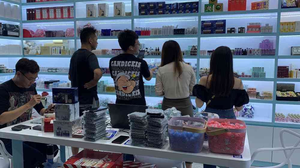 代购买回的化妆品有标贴(进口化妆品是不是贴中文标签就能买)插图5