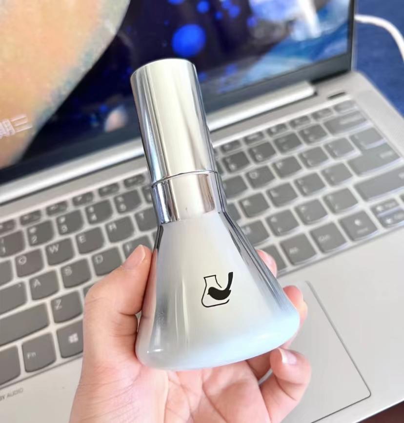 老妈买什么化妆品好呢(化妆品老年妈妈用什么牌子好)插图14 老妈买什么化妆品好呢(化妆品老年妈妈用什么牌子好)插图14