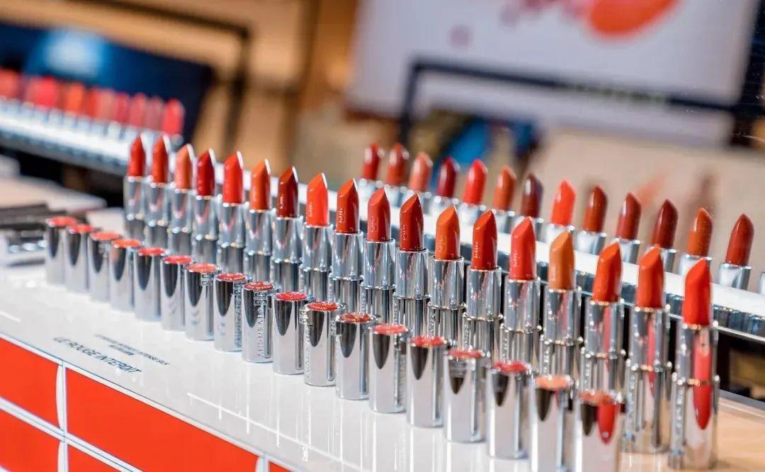 书架布置化妆品效果图图片(书架布置化妆品效果图图片高清)插图10