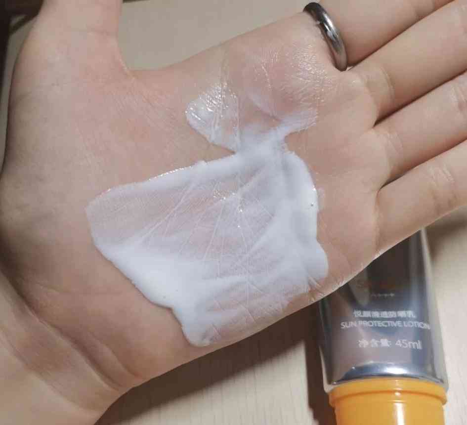 遮掉雀斑的化妆品(遮掉雀斑的化妆品有哪些)插图16