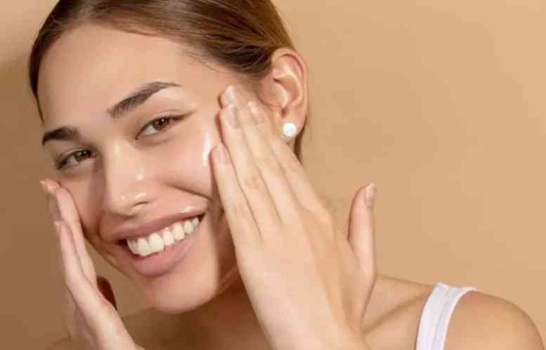 后的化妆品抗皱哪个系列好(哪一款化妆品抗皱效果好)