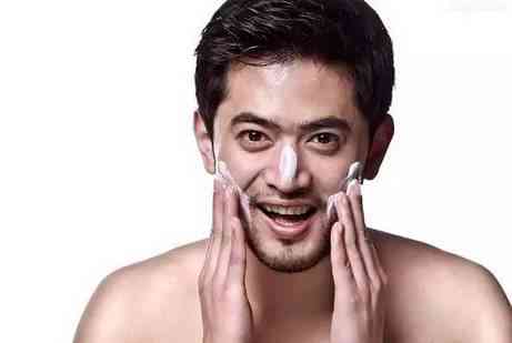 日本男士化妆品祛痘印(日本花印男士护肤品怎么样)