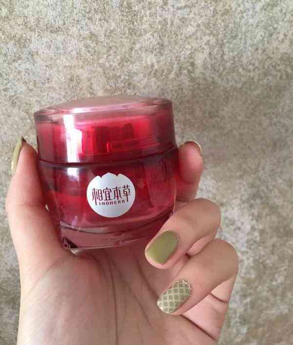 美白嫩脸的化妆品(脸部美白护肤品)插图3