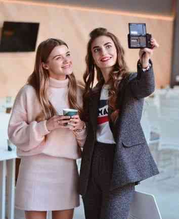 vlog新手教程化妆品(化妆vlog怎么拍)插图6