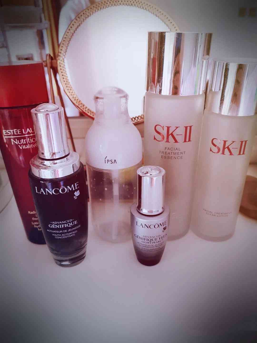 化妆品瓶身掉字(化妆品瓶子掉字)