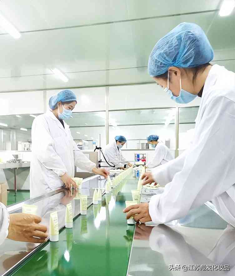 换化妆品全套步骤图解(化妆品彩妆套装全套化妆教程)插图1