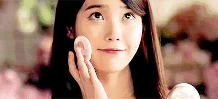 使用化妆品时脸有水(为什么涂完护肤品脸上会有水)插图9