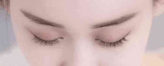 使用化妆品时脸有水(为什么涂完护肤品脸上会有水)插图10