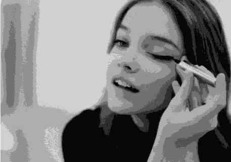 使用化妆品时脸有水(为什么涂完护肤品脸上会有水)插图12