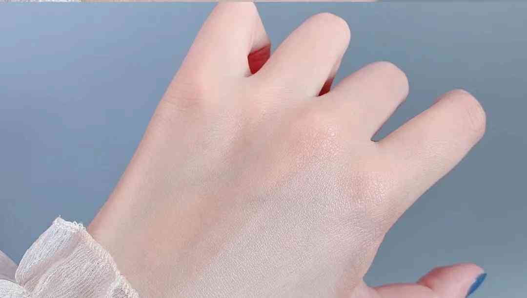 化淡妆需要什么化妆品(初学化妆需要哪些东西)插图3 化淡妆需要什么化妆品(初学化妆需要哪些东西)插图3