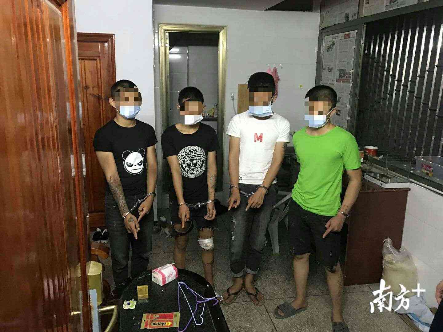 普宁市大坝钻彩化妆品店(普宁市大坝钻彩化妆品店在哪里)插图1 普宁市大坝钻彩化妆品店(普宁市大坝钻彩化妆品店在哪里)插图1