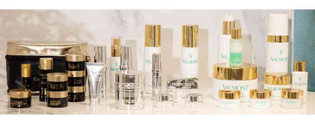 有几十块钱一套的化妆品(一套几十元的护肤品)