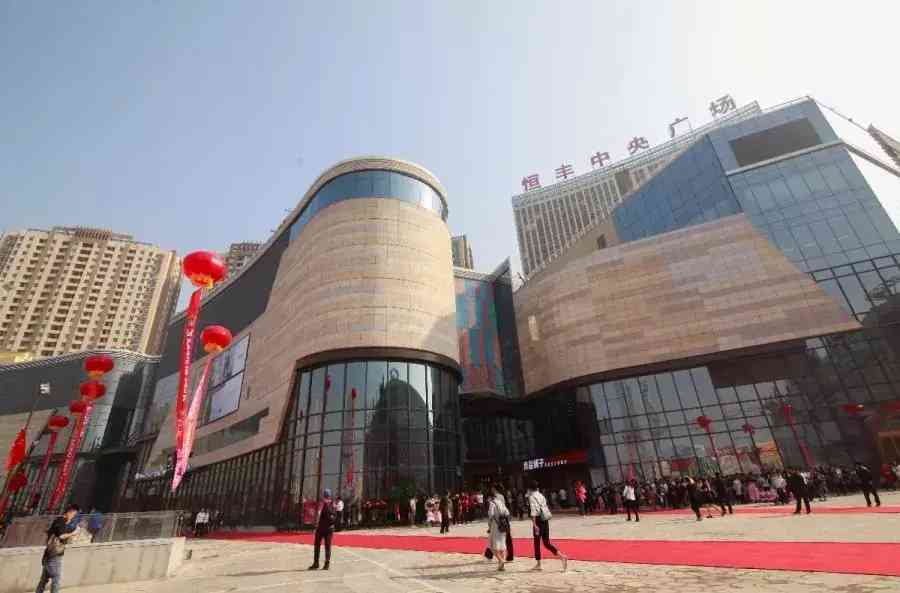 濮阳化妆品哪里最多(濮阳万达都有什么牌子化妆品)