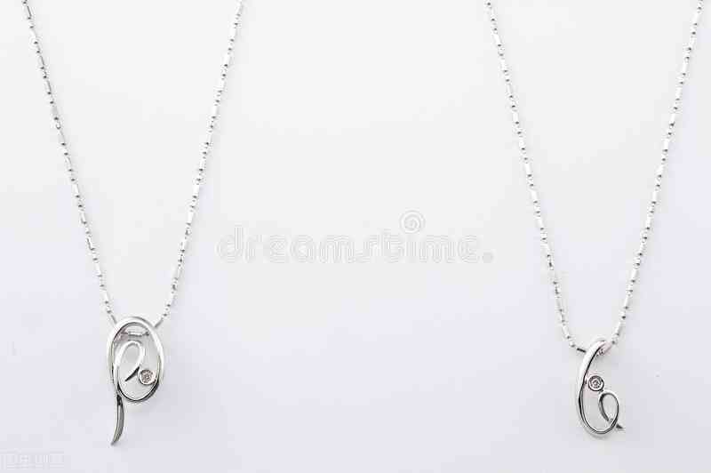 白金和黄金哪个贵插图5 白金和黄金哪个贵插图5