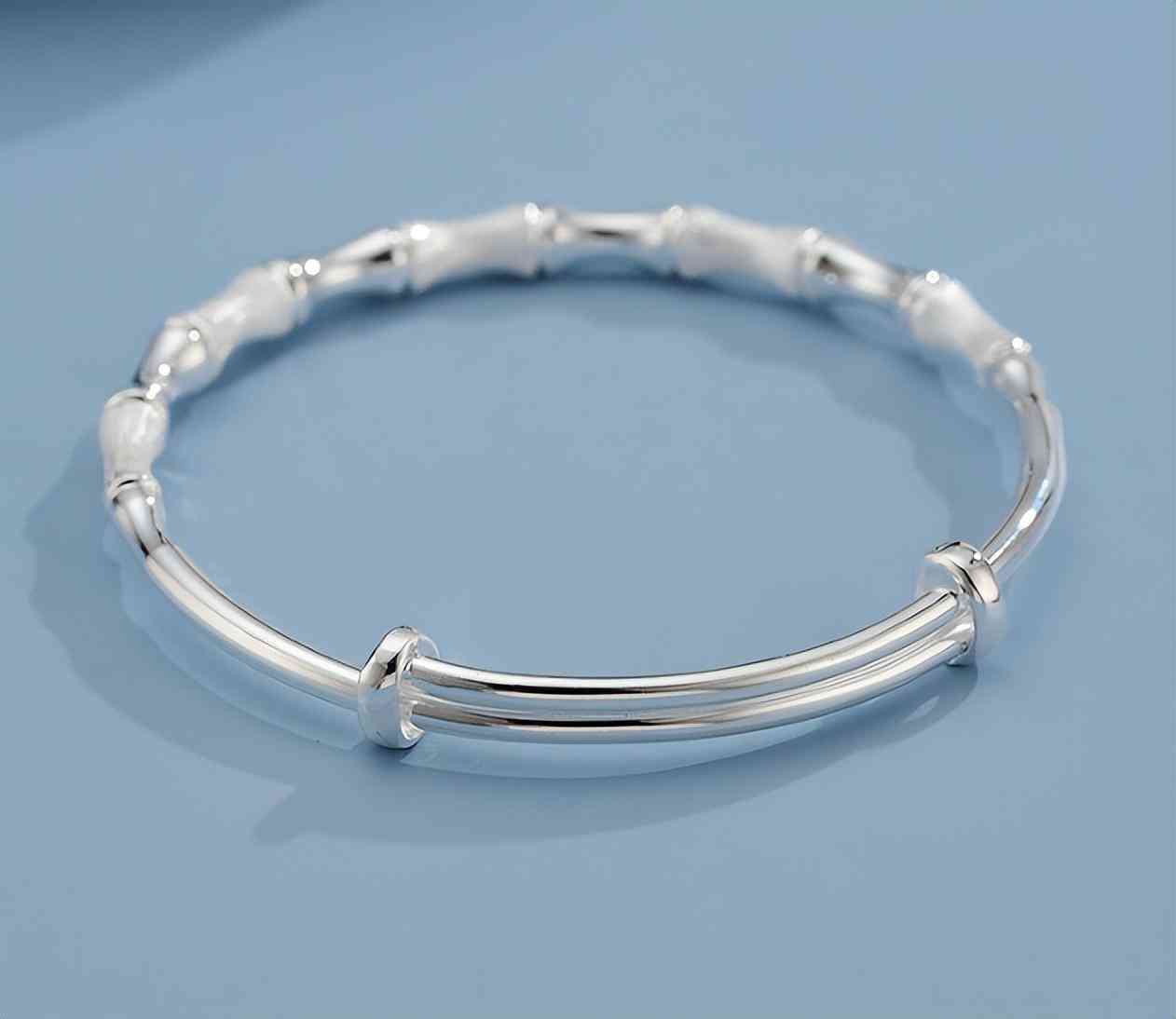 现在银多少钱一克今日金价(今天银多少钱一克价格查询金)插图2