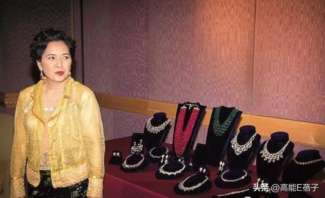 周六福今日金价正阳店(周六福珠宝今日金价查询)插图26