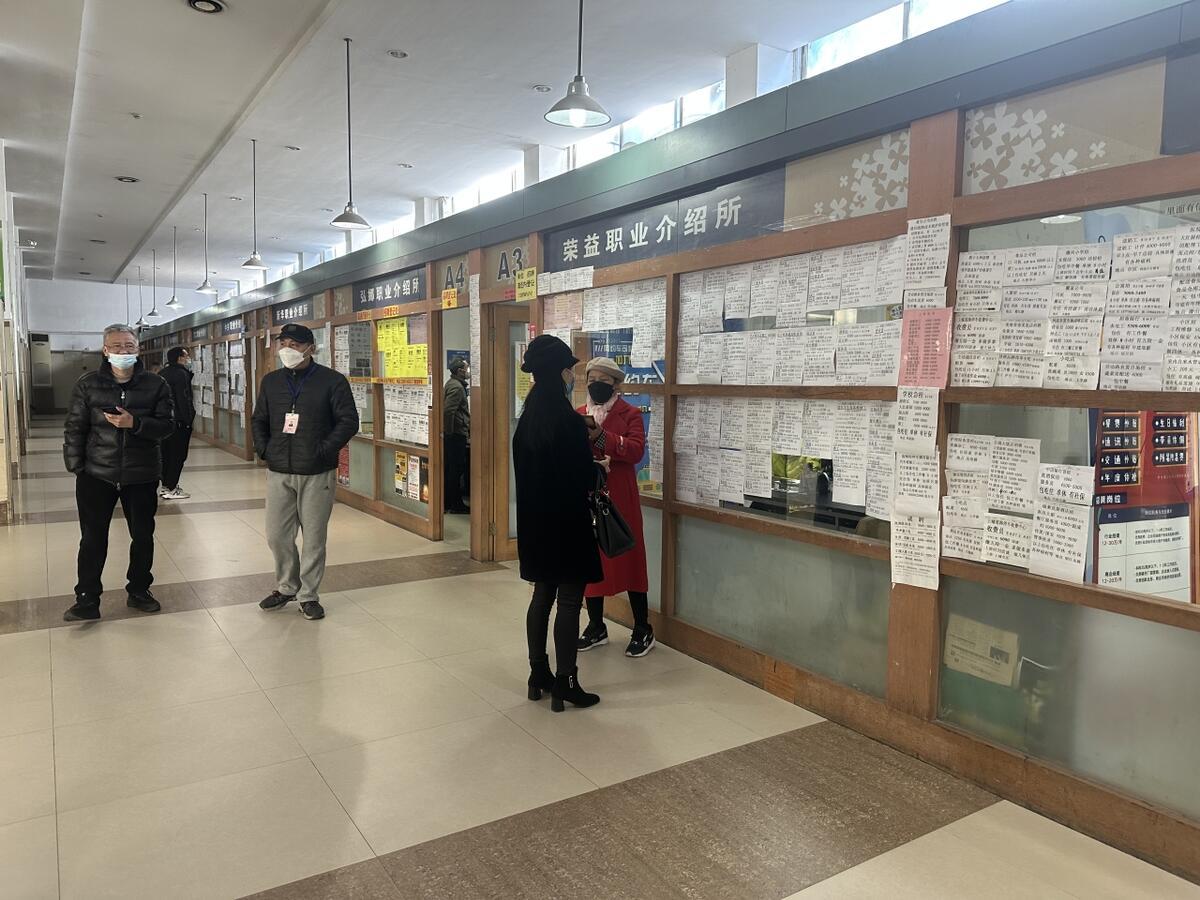 化妆品操作工是干什么活的(化妆品操作工是干什么活的工作)