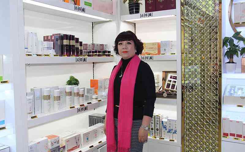 泉州哪里有国际化妆品卖(泉州哪里有国际化妆品卖的)