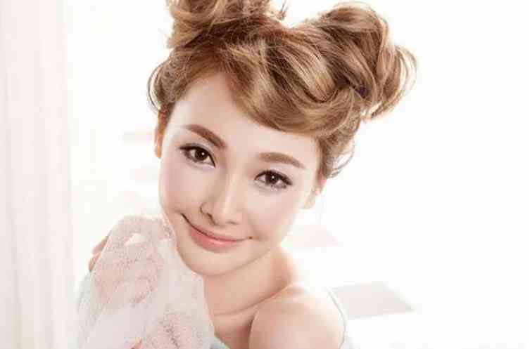 lancome化妆品价钱(lancome化妆品套盒多少钱)