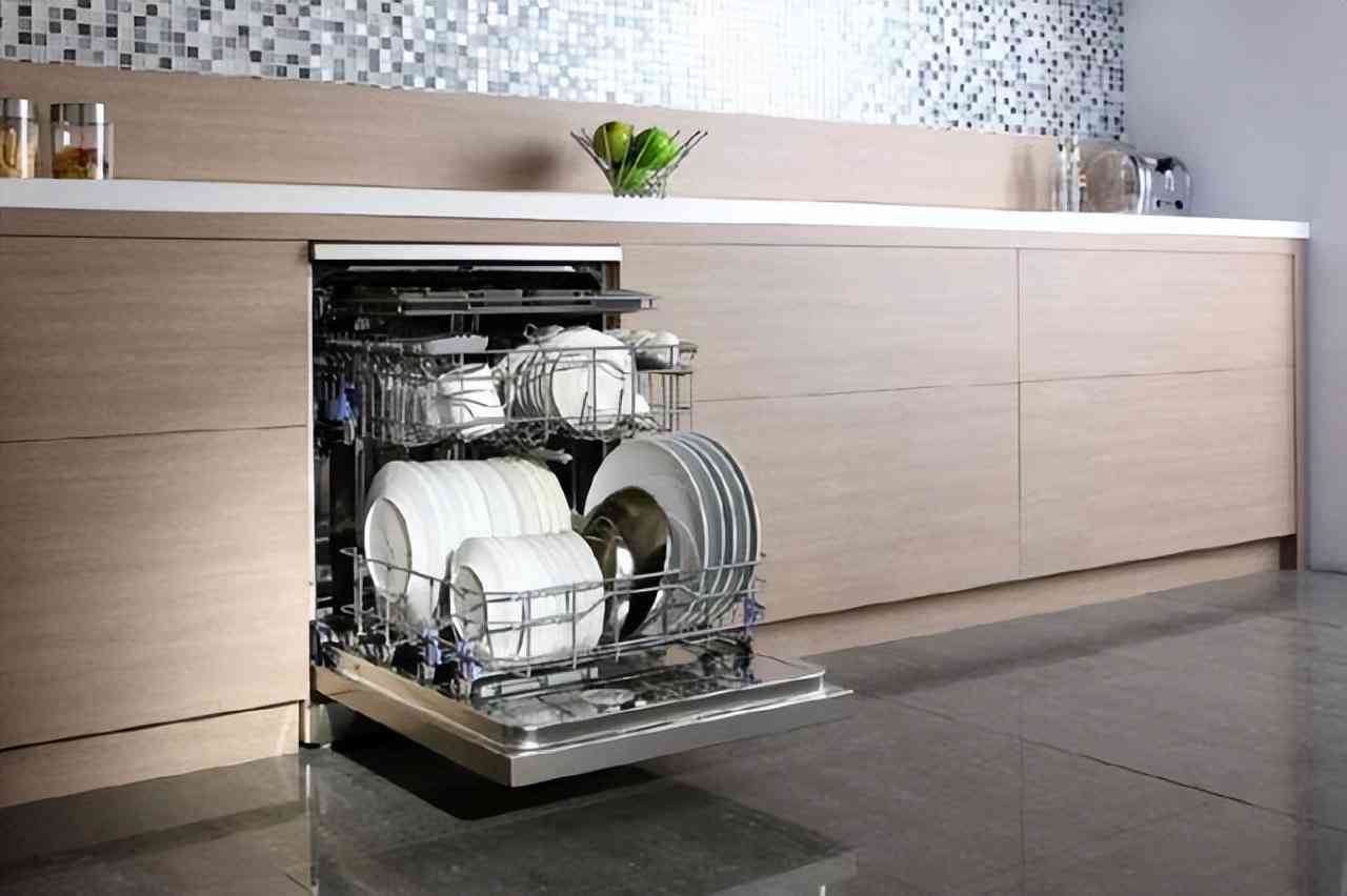 如新化妆品收纳盒平价(如新化妆品的价格表图片)