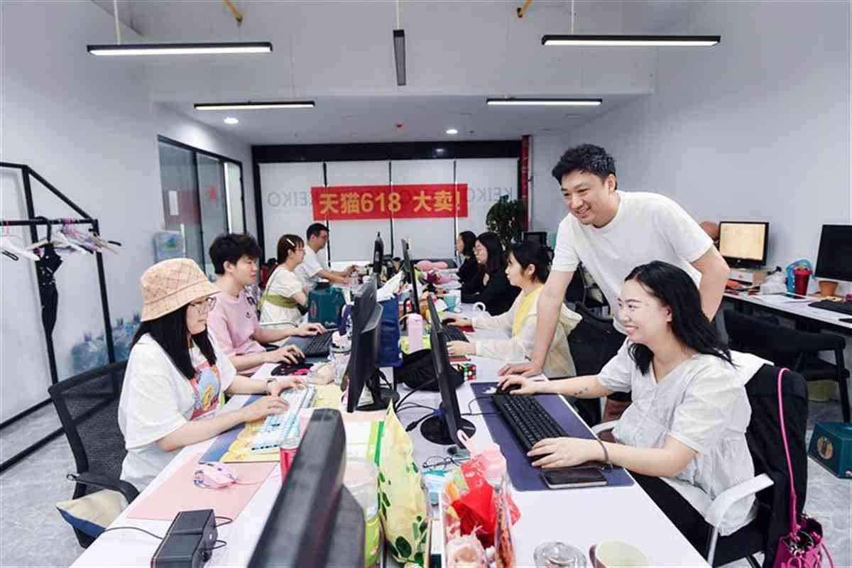 凯莉欧化妆品图片真实(凯莉欧化妆品图片真实高清)