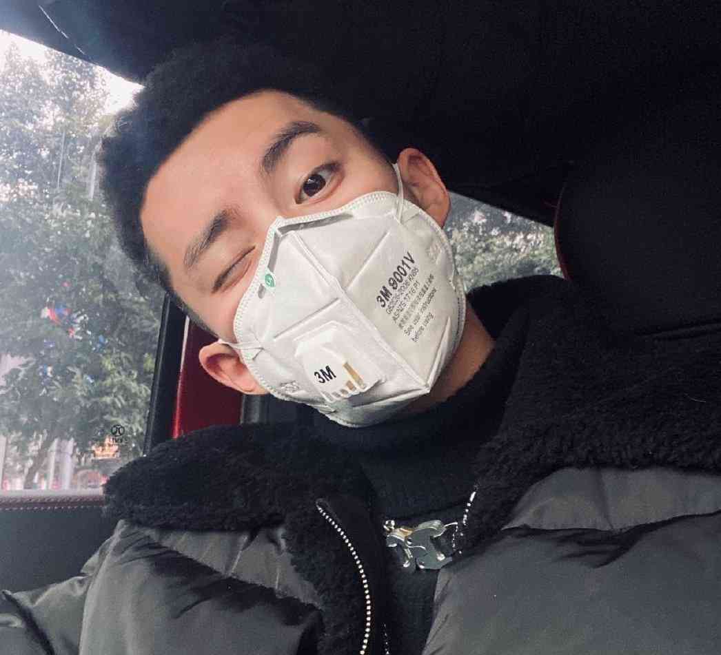 化妆品里面会携带病毒吗(化妆品里面会携带病毒吗知乎)