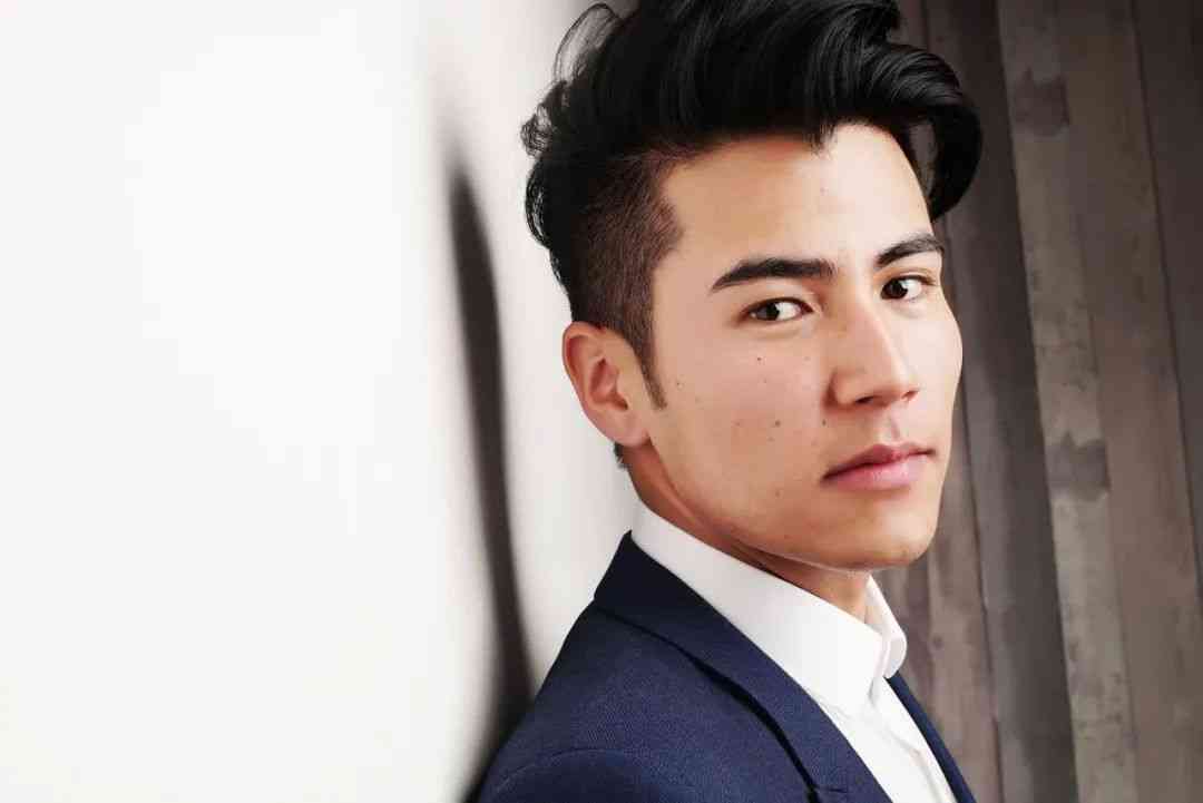 男士化妆品销售建议(男士化妆品销售建议怎么写)