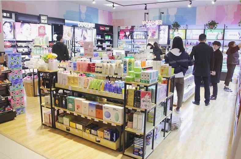 美澜化妆品多少家店面(美澜化妆品多少家店面啊)