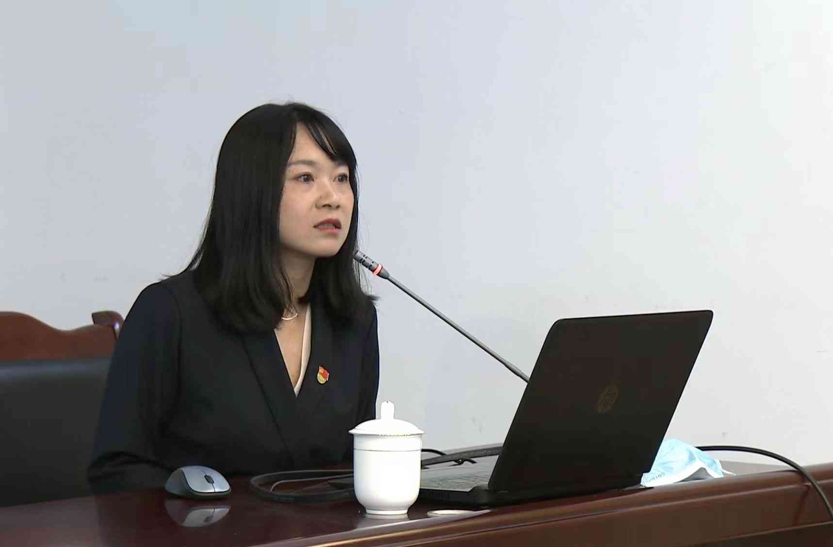 刘德华街头卖化妆品(刘德华街边商演)