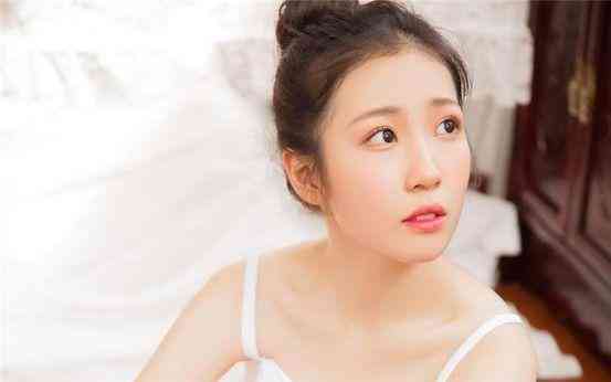 多少岁可以用抗老化妆品(多少岁可以用抗老精华)