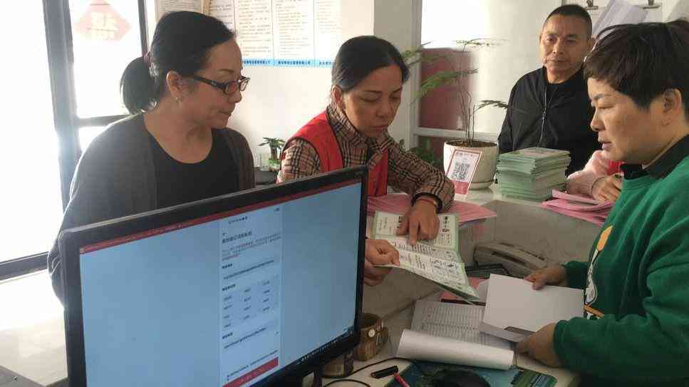 红蓝橙化妆品有限公司(蓝红橙蓝绿是什么品牌)