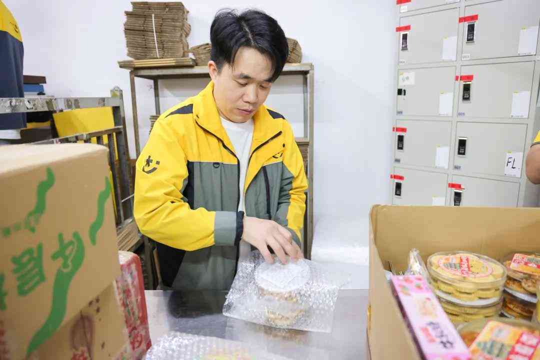 男士化妆品收纳袋旅行(男士化妆品套盒)