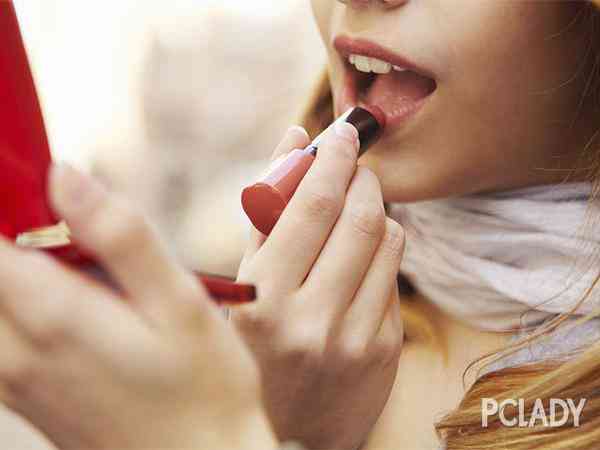 香奈儿化妆品批号查询(香奈儿批号查询系统)