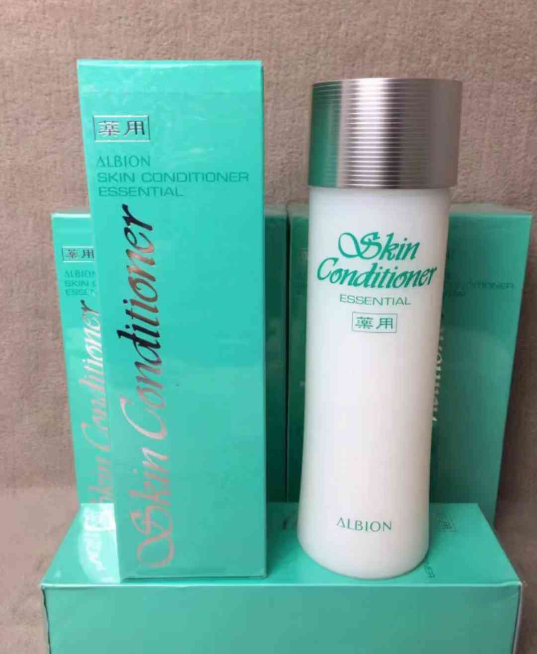 化妆品最好用的各牌子价钱(化妆品最好品牌是哪个品牌)