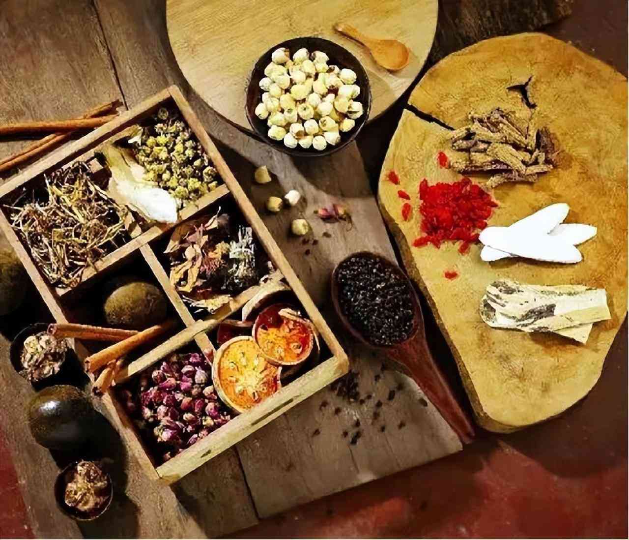 纯天然中草药化妆品大全(中草药的化妆品哪种的要好一些)