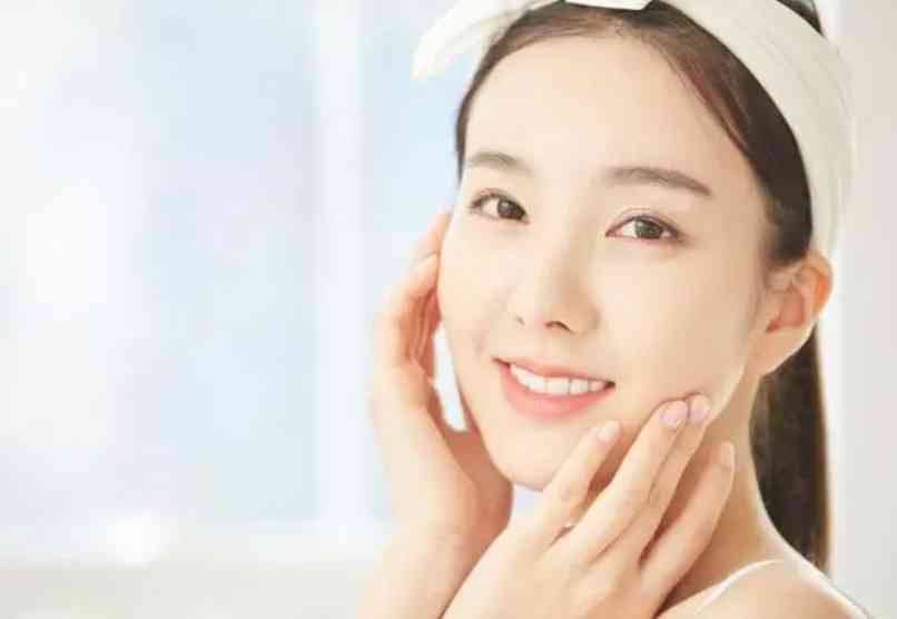 什么装化妆品比较方便又好用(到底什么化妆品好用)