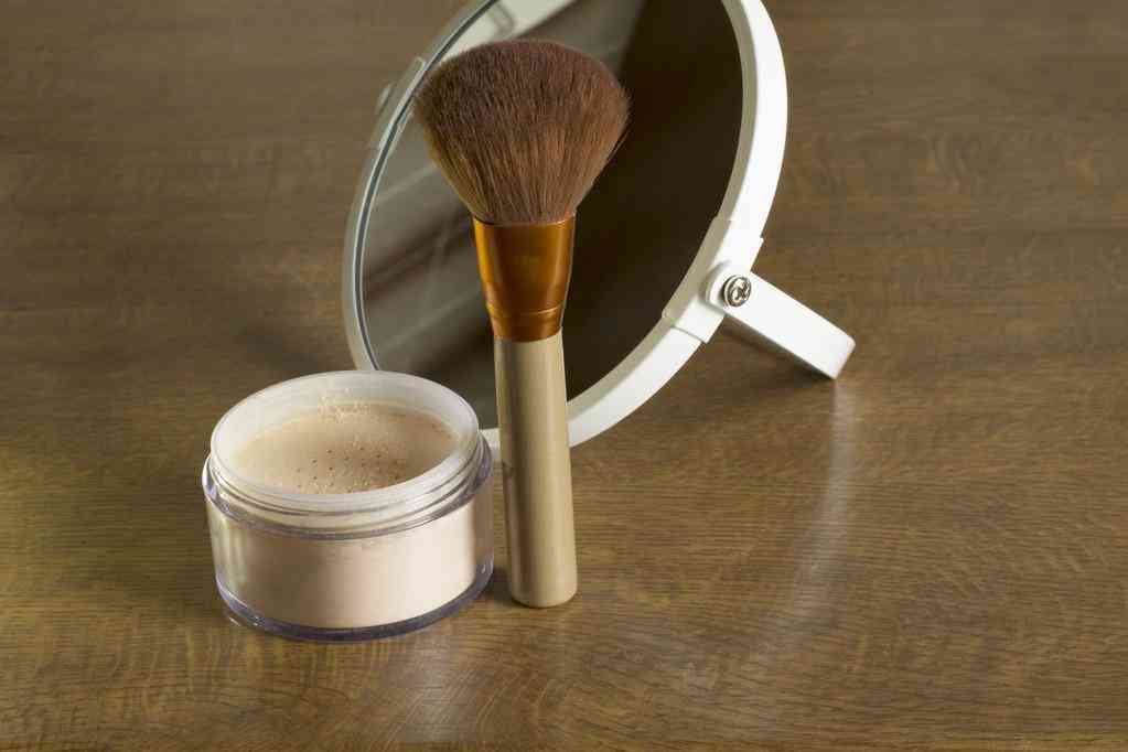 卖化妆品卖到怀疑人生(卖化妆品骗局)