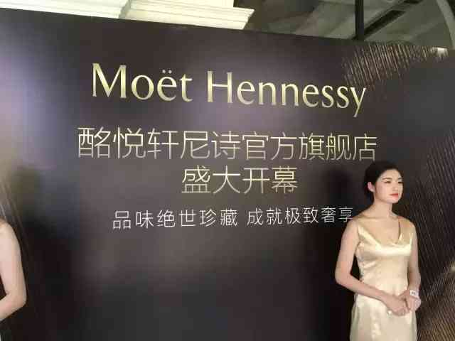 化妆品吹瓶机定制(化妆品吹瓶机生产视频)