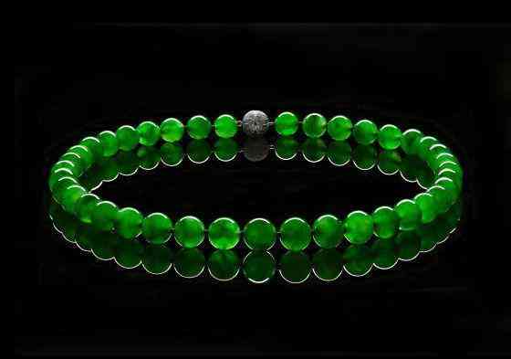 秀玉跟翡翠哪个好(翡翠和玉哪个好哪个贵)