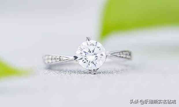 结婚钻戒一般多少克拉(结婚钻戒多少克拉算大)