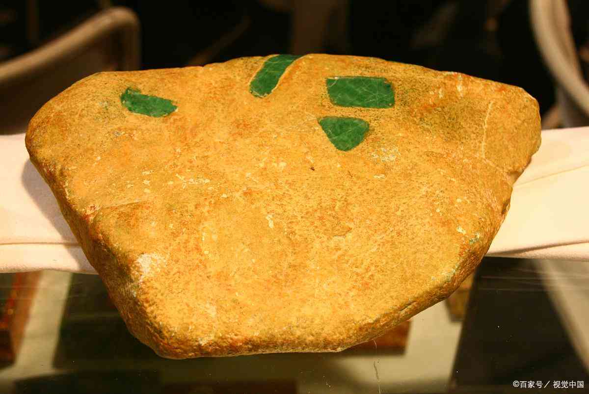 翡翠原石卖给谁(翡翠怎么出手卖掉)