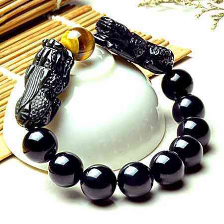 戒指戴中指的含义(戒指戴中指的含义与戴法)