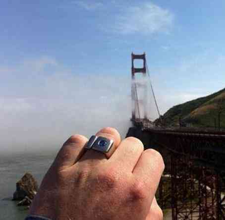 直击火葬后骨灰变钻石的现场照