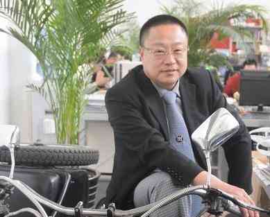 专访美丽岛视光机构首席技术官Bach Wang