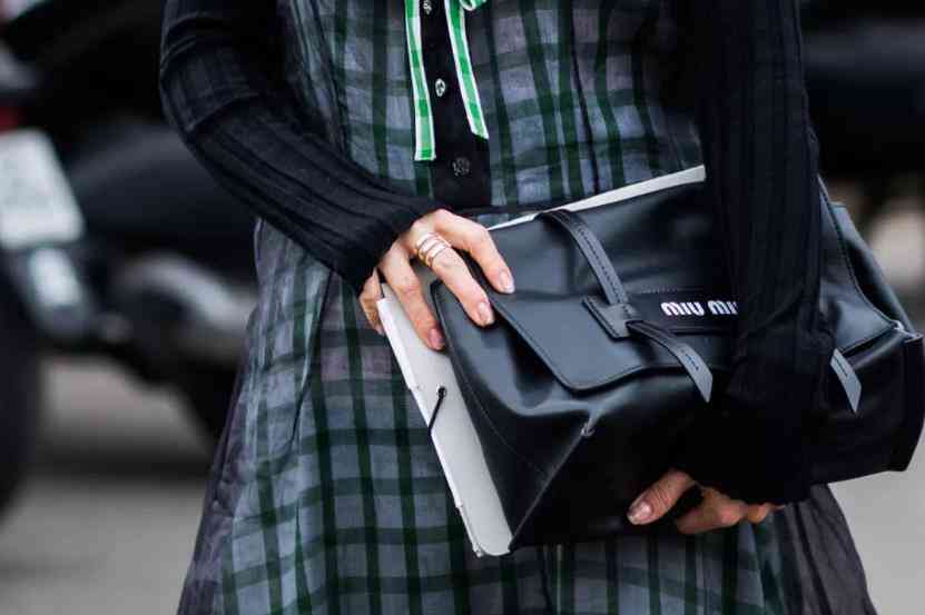 15597073929497081905898.jpg 女包