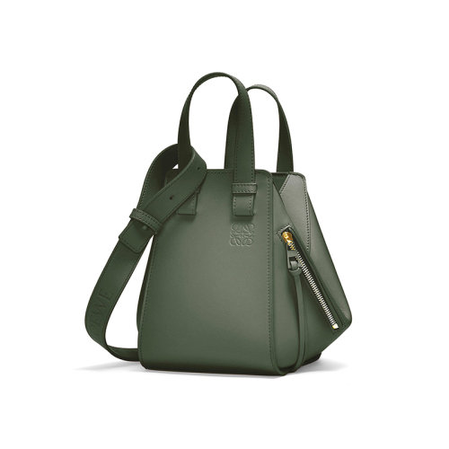 LOEWE/罗意威 22秋冬新款 Hammock系列 女士复古绿色缎面小牛皮外部钩扣压纹标志同色配件调节肩带肩背斜挎包A538H13X02-1869