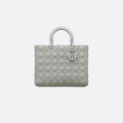  DIOR迪奥 22年秋冬 女士 手提包 大号 Lady Dior 手袋 M0566ILOI_M41G 预定商品1-3周发货