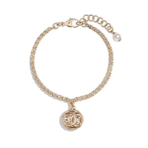 CHANEL/香奈儿  新款 双C水钻手链（配CHANEL礼品盒）